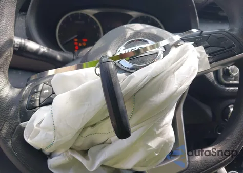 2021 Nissan Kicks S Xtronic Cvt z USA, uszkodzony, nr VIN 3N1CP5BV7ML529200